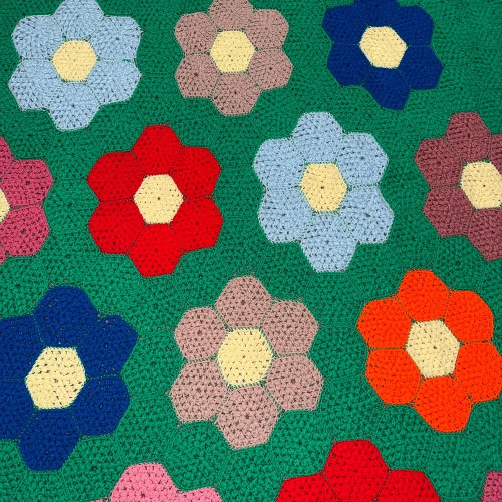 Vintage Handmade Crochet Flower Power Afghan Blanket 60x70 Green Floral Retro 70